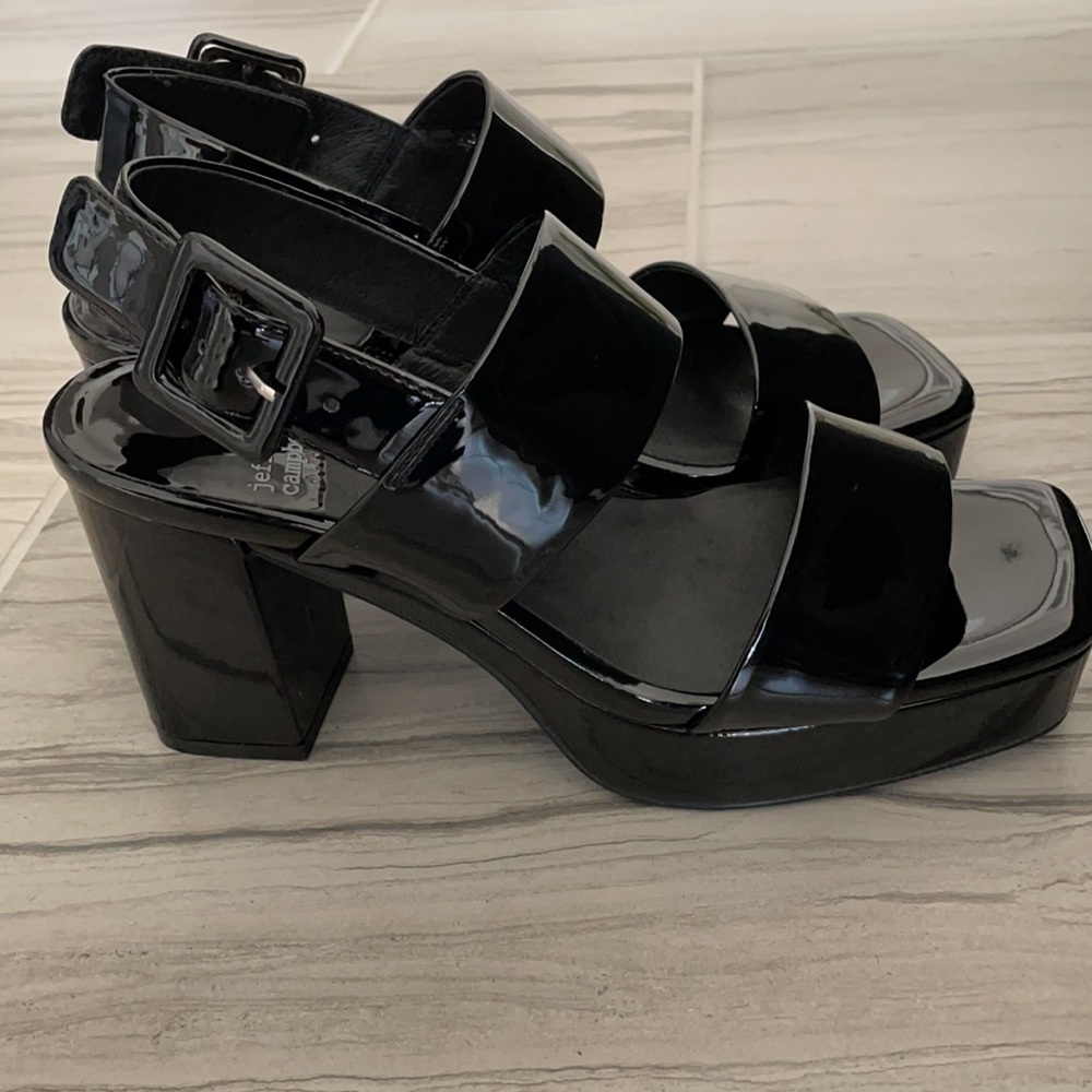 BNIB Jeffrey Campbell Mirinda Black Patent 7.5